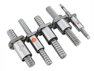 Pob Ntsia Hlau: Xaiv Txoj Kev thiab Kev Txij Nkawm Lub Tswv Yim